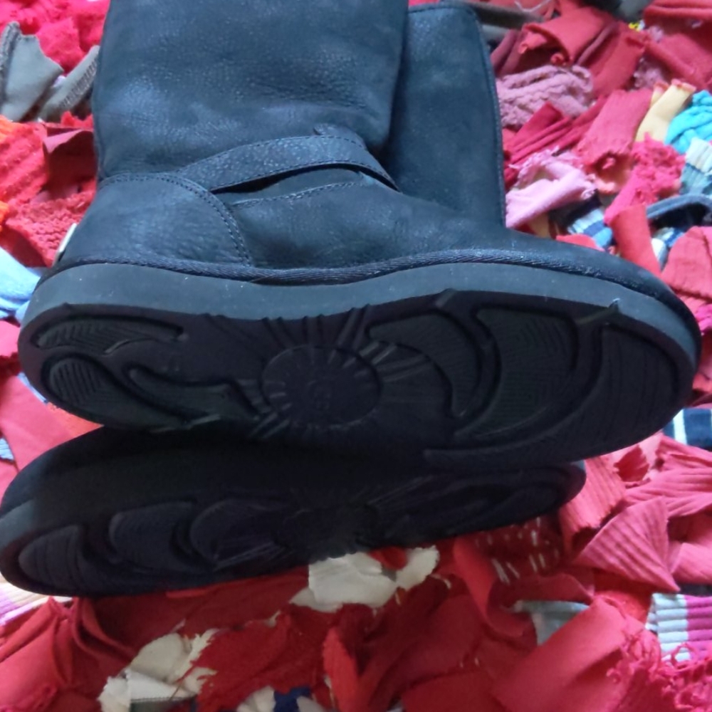 Ugg Sutter Boots - image 5